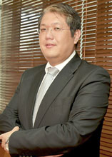 Michael Sik Yuen.jpg