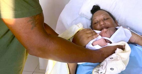  Leandro est dévasté à l'idée que son épouse ne sera pas là pour voir grandir leur «bébé miracle».