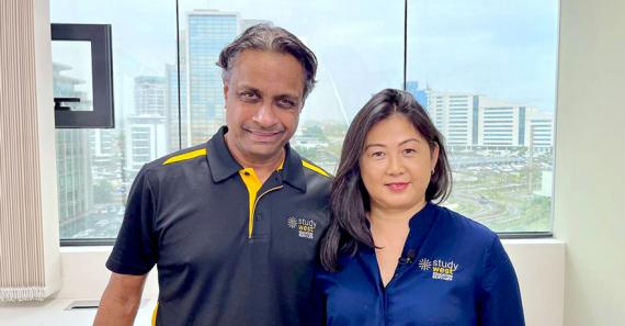 Un couple soudé, complice et bien determiné à oeuvrer pour un avenir meilleur pour les étudiants mauriciens.